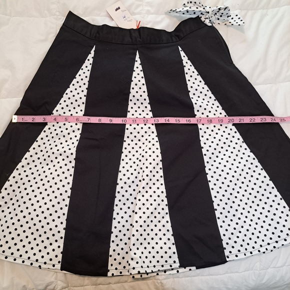Dead Threads Rockabilly Skirt Goth Long A Line Polka Dot Black White Bow - Picture 7 of 12
